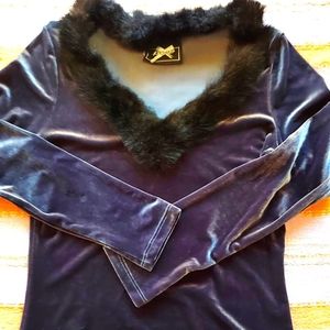 Y2K dark grey velvet shirt with faux fur size M